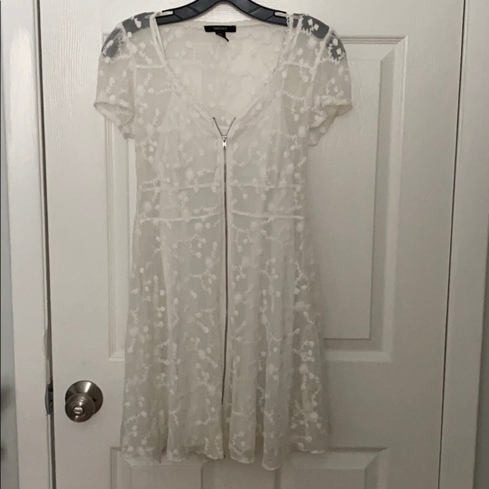 Forever 21 lace dress